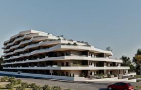 Новая квартира с бассейном и террасой, Сан-Мигель‑де-Салинас за 180 000 €