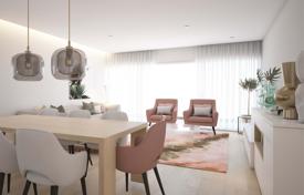 Четырехкомнатная новая квартира недалеко от океана в Албуфейре, Фару, Португалия за 640 000 €