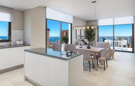 Четырехкомнатные апартаменты с видом на море недалеко от пляжа, Бенидорм, Испания за 429 000 €