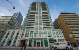 Квартира на Эглинтон-авеню Восток, Торонто, Онтарио,  Канада за C$893 000