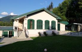 Трехэтажный дом с гаражом, Калашин, Черногория за 562 000 €