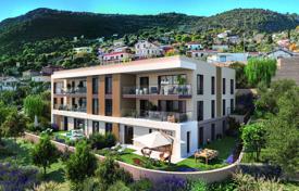 Новый жилой комплекс со СПА и панорамным видом на море в Босолее, Лазурный Берег, Франция за От 295 000 €