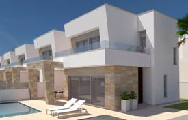 Новая двухэтажная вилла с бассейном в Сан-Мигель‑де-Салинасе, Аликанте, Испания за 295 000 €