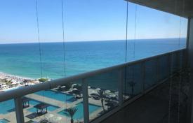 Трёхкомнатная квартира с видом на океан в резиденции на первой линии от пляжа, Халландейл Бич, Флорида, США за $741 000