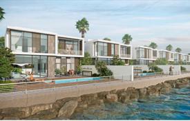 Новый комплекс вилл на берегу моря с пляжами и бассейнами, Раль-эль-Хайма, ОАЭ за От $3 265 000