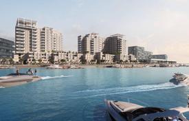 Новая резиденция на берегу моря Crystal Tower 2 с бассейнами рядом с аэропортом, Al Khan, Шарджа, ОАЭ за От $234 000