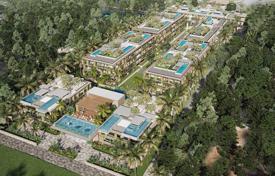 Жилой комплекс с бассейнами и парками в 50 метрах от пляжа Банг Тао, Пхукет, Таиланд за От $435 000