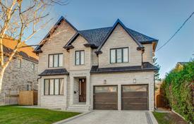 Дом в городе в Норт-Йорке, Торонто, Онтарио,  Канада за C$2 278 000