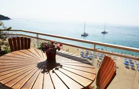 Квартира на первой линии с видом на море в Льорет де Мар за 595 000 €