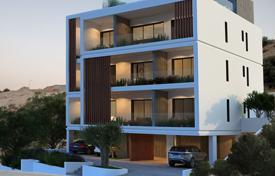 Новая резиденция с бассейном на крыше и видом на море рядом с центром Лимассола, Гермасоя, Кипр за От 250 000 €