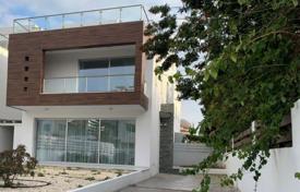 Меблированная вилла с бассейном и садом на крыше, Пафос, Кипр за 520 000 €