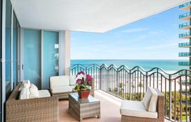 Уютная квартира с видом на океан в резиденции на первой линии от пляжа, Майами-Бич, Флорида, США за $2 200 000