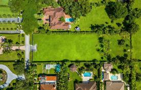Земельный участок в Майами, США за 2 048 000 €