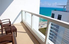 Современная студия с видом на океан в резиденции на первой линии от пляжа, Майами-Бич, Флорида, США за $700 000
