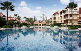 Различные апартаменты в элитной резиденции с бассейном, собственным пляжем и спа-центром, на первой линии у моря, Банг Тао, Таиланд за 3 140 € в неделю
