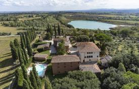 Историческая вилла с бассейном и парком, Синалунга, Италия за 2 900 000 €