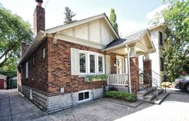 Дом в городе в Восточном Йорке, Торонто, Онтарио,  Канада за C$1 546 000