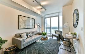 Квартира на Эглинтон-авеню Восток, Торонто, Онтарио,  Канада за C$679 000