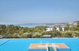 Элитная квартира 3+1 с панорамным видом на море в Акбюке за $141 000