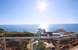 Шикарная вилла с видом на море Алания за $652 000