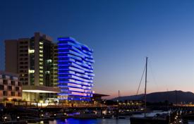Квартира-студия с паркингом в элитном апарт-отеле на берегу моря, Грандола, Сетубал, Португалия за 450 000 €