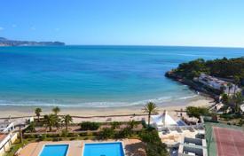 Четырехкомнатная квартира на пляже в Кальпе, Аликанте, Испания за 495 000 €