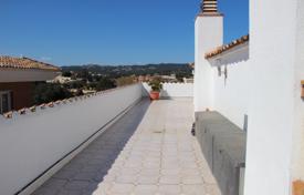 Солнечный пентхаус с больший террасой и видом на море в здании с садом и бассейном, Льорет‑де-Мар, Испания за 398 000 €