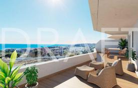 Четырехкомнатные апартаменты с видом на море в резиденции с бассейном, Эстепона, Испания за 370 000 €