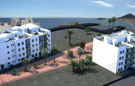 Новая трёхкомнатная квартира в Эль Медано, Тенерифе, Испания за 273 000 €
