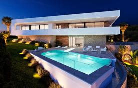 Одноэтажная вилла класса люкс с бассейном и панорамным видом на море, Кумбре-дель-Соль, Испания за 1 914 000 €