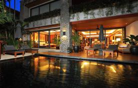 Просторная вилла с бассейном и панорамными видами в элитной резиденции, в 350 метрах от пляжа Камала, Пхукет, Таиланд за 1 676 000 €