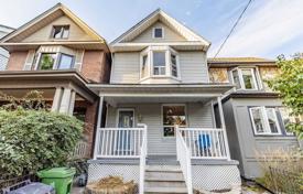Дом в городе в Олд Торонто, Торонто, Онтарио,  Канада за C$1 413 000