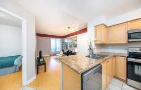 Квартира в Янг-стрит, Торонто, Онтарио,  Канада за C$851 000