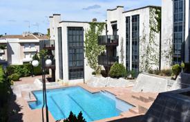 Пятикомнатные апартаменты с террасой и видом на море в резиденции с бассейном и теннисным кортом, в 300 метрах от пляжа, Лафранк, Испания за 355 000 €
