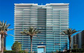 Комфортабельные апартаменты с парковкой, террасой и видом на океан в здании с бассейнами и спа-центром, Бал-Харбор, США за 10 249 000 €