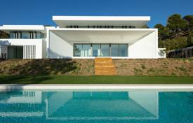 Вилла в современном стиле, с частным бассейном, в Бенаависе, Марбелья за 4 700 000 €