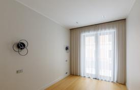 Продаем элегантную трехкомнатную квартиру в новом проекте в Центре Риги за 395 000 €