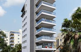 Дуплекс-апартаменты с двумя террасами в светлой резиденции, Нетания, Израиль за $565 000