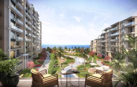 Новый жилой комплекс рядом с пристанью для яхт, в резиденции с бассейнами, конным клубом, ресторанами, Стамбул, Турция за От $688 000