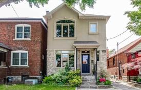 Дом в городе на Гленхолм-авеню, Йорк, Торонто,  Онтарио,   Канада за C$1 469 000