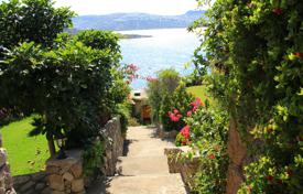 Вилла с видом на море, частным садом в Бодруме за $1 187 000