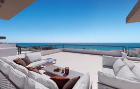 Четырехкомнатные апартаменты с видом на море в новой резиденции, в 150 мерах от пляжа, Эстепона, Испания за 340 000 €