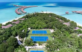 Уютная вилла с бассейном, джакузи и прямым выходом на пляж, Атолл Баа, Мальдивы за 5 800 € в неделю