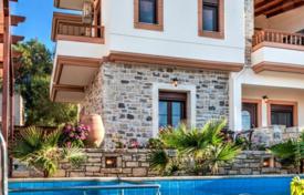 Вилла с бассейном и зоной барбекю и видом на горы, рядом с пляжами, Питцидия, Крит, Греция за 350 000 €