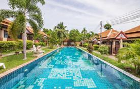 Двухуровневый таунхаус в резиденции с полным обслуживанием, Бо Пхут, Самуи, Таиланд за 132 000 €