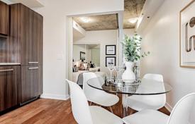 Квартира на Беверли-стрит, Олд Торонто, Торонто,  Онтарио,   Канада за C$813 000