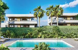 Новая вилла с видом на сад в закрытой резиденции с бассейном, ресторанами и гольф-клубом, Таррагона, Испания за 575 000 €
