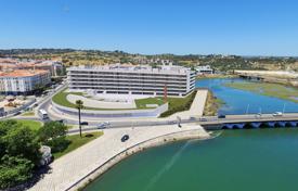 Трехкомнатная новая квартира с видом на океан в Лагуше, Фару, Португалия за 695 000 €