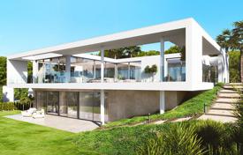 Вилла класса люкс с садом и бассейном в эксклюзивном районе Даэса де Кампоамор, Испания за 2 060 000 €