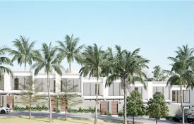 Новый комплекс меблированных таунхаусов рядом с океаном, Бату Болонг, Бали, Индонезия за От 330 000 €